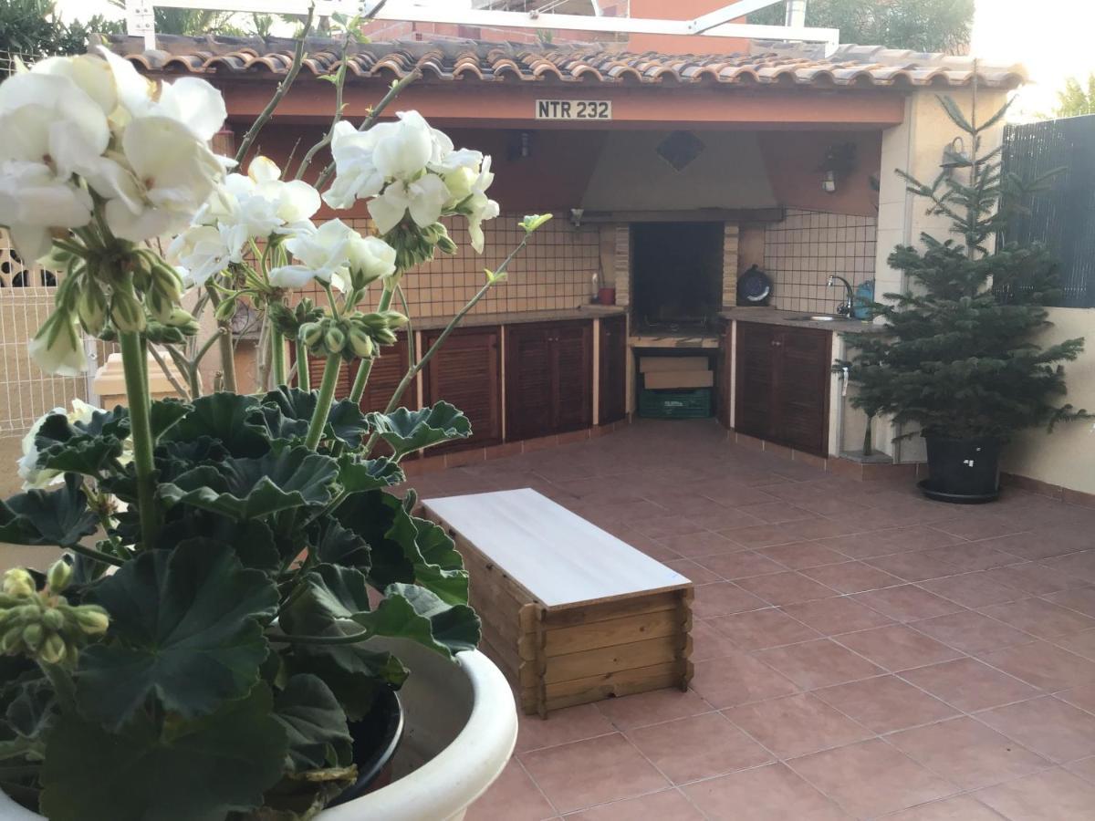 Double Room With Shared Bathroom And Shared Communal Areas R4 L'Alfas del Pi Exterior photo